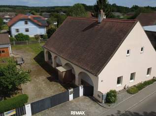 Liegenschaft mit Potenzial in Herzogenburg mit Haupthaus und Nebengebäude, 349000 €, Immobilien-Häuser in 3130 Herzogenburg