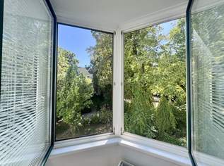 Südseitiger Blick in den Traumgarten! Charmante Wohnung mit Erker im 2. Liftstock, 249000 €, Immobilien-Wohnungen in 1190 Döbling