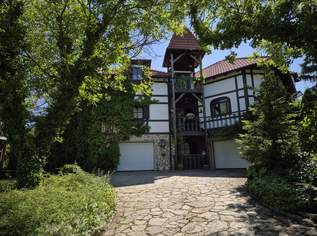 WOHNEN MIT STIL - MIT ANMUT UND CHARAKTER EINES SCHLOSSES, 680000 €, Immobilien-Häuser in 2116 Au