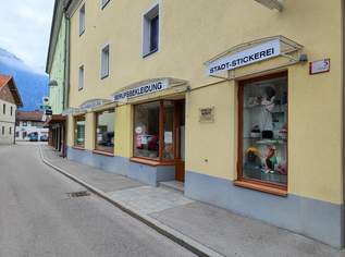 Zentrales Geschäftslokal / Büro mit charmantem Gewölbe, 2000 €, Immobilien-Gewerbeobjekte in 9900 Stadt Lienz