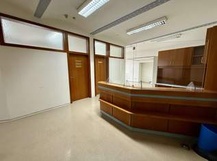 Zentral gelegene Büro-/Ordinationsfläche – 106,82 m² | 7 Räume | provisionsfrei, 490 €, Immobilien-Gewerbeobjekte in 9100 Völkermarkt