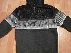 Sweater mit Kapuze Gr. 134/140 Sweater mit Kapuze Gr. 134/140