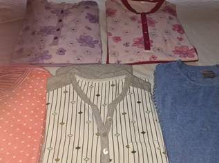 Damen Pyjamas , 80 €, Kleidung & Schmuck-Damenkleidung in 1230 Liesing