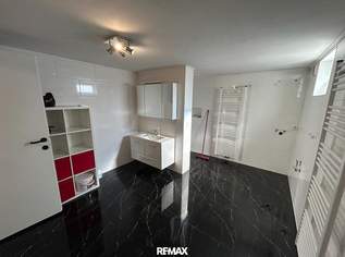 Einfamilienhaus mit großzügiger Halle und viel Potenzial in ruhiger Lage, 140000 €, Immobilien-Häuser in 2145 Hausbrunn Einfamilienhaus mit großzügiger Halle und viel Potenzial in ruhiger Lage, 140000 €, Immobilien-Häuser in 2145 Hausbrunn