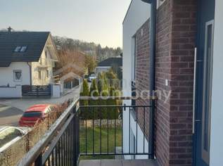 Wohntraum in Grünruhelage: 3 Zimmer mit Balkon und Parkplatz & Top-Energieeffizienz (PV + Wärmepumpe) ☀️, 307000 €, Immobilien-Wohnungen in 2412 Gemeinde Wolfsthal