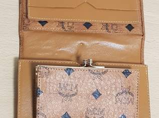 Damen Geldbörse von MCM, viele Fächer, siehe Abbildungen