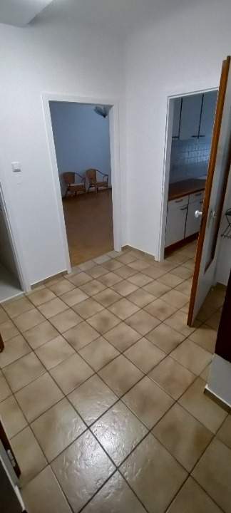 Ruhige und helle 2-Zimmer Wohnung Ruhige und helle 2-Zimmer Wohnung
