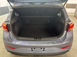 i30 STYLE SHZ NAVI ALU LED RFK PDC 1.5 MPI 70..., 23674 €, Auto & Fahrrad-Autos in 6844 Gemeinde Altach i30 STYLE SHZ NAVI ALU LED RFK PDC 1.5 MPI 70..., 23674 €, Auto & Fahrrad-Autos in 6844 Gemeinde Altach