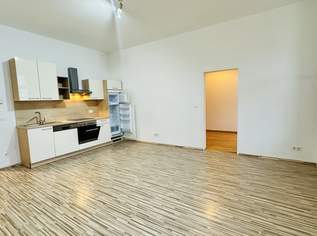 Kleine Altbauwohnung, frisch ausgemalt, neuwertige Küche, ruhig im Hinterhof gelegen, mit guter Raumaufteilung., 874.07 €, Immobilien-Wohnungen in 1020 Leopoldstadt