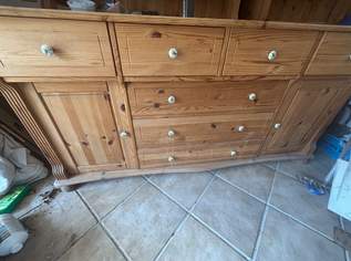 Bauernkommode, 150 €, Haus, Bau, Garten-Möbel & Sanitär in 2700 Wiener Neustadt