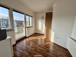 Charmantes Mini-Apartment mit Badezimmer und Balkon in zentraler Lage - Zimmer 15! Nähe BMW, SKF!!!, 45720 €, Immobilien-Wohnungen in 4400 Steyr Charmantes Mini-Apartment mit Badezimmer und Balkon in zentraler Lage - Zimmer 15! Nähe BMW, SKF!!!, 45720 €, Immobilien-Wohnungen in 4400 Steyr