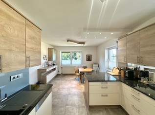 Großzügiges Wohnen mit vielen Extras - Traumimmobilie in Asparn/Zaya, 575000 €, Immobilien-Häuser in 2151 Asparn an der Zaya