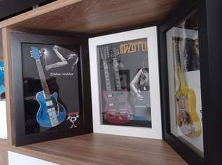 Miniaturgitarren im A4-Rahmen - Handgefertigt, 58 €, Marktplatz-Musik & Musikinstrumente in 2136 Gemeinde Laa an der Thaya Miniaturgitarren im A4-Rahmen - Handgefertigt, 58 €, Marktplatz-Musik & Musikinstrumente in 2136 Gemeinde Laa an der Thaya