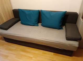Möbelix Schlafsofa mit Bettkasten und 2 Kissen, 110 €, Haus, Bau, Garten-Möbel & Sanitär in 1010 Innere Stadt