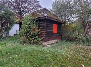 Einfamilienhaus Haus Wohnhaus Zuhause mit Doppelgarage, teilweise überdachter Terrasse und kleinem Nebengebäude und Grundstück