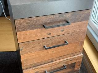 Zwei Nachtkästchen in Dunkelgrau, Dunkelbraun, 50 €, Haus, Bau, Garten-Möbel & Sanitär in 1080 Josefstadt