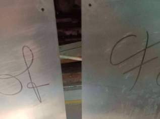 2 STK Nieroster Bleche 2 STK Nieroster Bleche