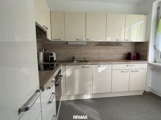 Gemütliche Mietwohnung mit Loggia im 1. Stock nähe Zentrum, 650 €, Immobilien-Wohnungen in 4780 Gemütliche Mietwohnung mit Loggia im 1. Stock nähe Zentrum, 650 €, Immobilien-Wohnungen in 4780