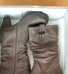 Damen Stiefel, 35 €, Kleidung & Schmuck-Damenkleidung in 2522 Gemeinde Oberwaltersdorf