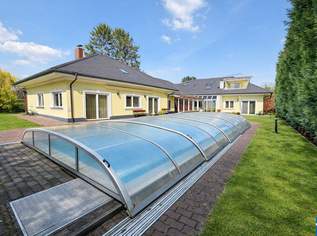 Exklusive Luxusvilla mit großzügigem Garten, Pool und beeindruckender Wohnfläche, 2200000 €, Immobilien-Häuser in 1220 Donaustadt