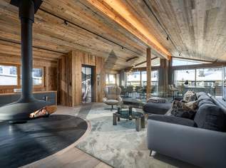 Miete: Neubau-Chalet "Hahnenkamm" in Kitzbühel, 7825.01 €, Immobilien-Häuser in 6370 Stadt Kitzbühel