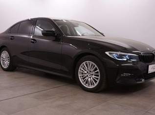 330 e xD Sportline // Laser Scheinw. // Schiebedach //, 31990 €, Auto & Fahrrad-Autos in 3361 Aschbach-Markt