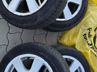 Allwetter Autoreifen mit Felgen 165/65R15, 219 €, Auto & Fahrrad-Teile & Zubehör in 7331 Gemeinde Weppersdorf