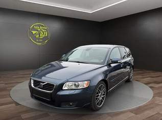 V50 D5 Summum, 7990 €, Auto & Fahrrad-Autos in 4840 Vöcklabruck