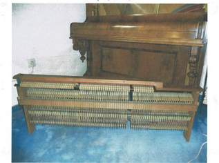 Altes  sehr schönes Piano