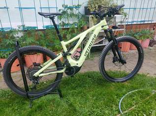 MB Specialiced Levo 3 Alloy, 3500 €, Auto & Fahrrad-Fahrräder in 8111 Gratwein-Straßengel