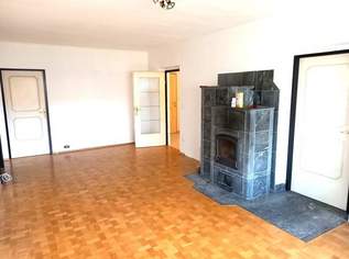 Ruhige 4-Zimmer Wohnung mit Loggia!, 950 €, Immobilien-Wohnungen in 2020 Hollabrunn