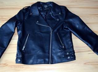 Ckh Damen Kunstlederjacke kurz schwarz Größe 44, 25 €, Kleidung & Schmuck-Damenkleidung in 3370 Gemeinde Ybbs an der Donau Ckh Damen Kunstlederjacke kurz schwarz Größe 44, 25 €, Kleidung & Schmuck-Damenkleidung in 3370 Gemeinde Ybbs an der Donau