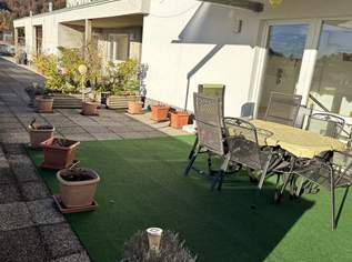 Großzügige Wohnung mit zwei Loggien, Dachterrasse und Einbauküche!, 298000 €, Immobilien-Wohnungen in 8051 Großzügige Wohnung mit zwei Loggien, Dachterrasse und Einbauküche!, 298000 €, Immobilien-Wohnungen in 8051