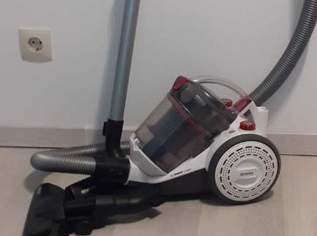 800Watt Staubsauger beutellos , 15 €, Marktplatz-Sammlungen & Haushaltsauflösungen in 1210 Floridsdorf 800Watt Staubsauger beutellos , 15 €, Marktplatz-Sammlungen & Haushaltsauflösungen in 1210 Floridsdorf