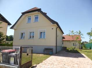 Zweifamilienhaus in ruhiger Wohnlage mit sehr guter Anbindung, 230000 €, Immobilien-Häuser in 7332 Kobersdorf Zweifamilienhaus in ruhiger Wohnlage mit sehr guter Anbindung, 230000 €, Immobilien-Häuser in 7332 Kobersdorf