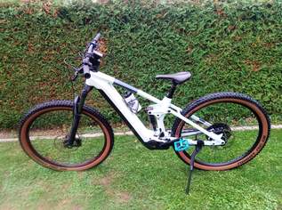 E MTB Cube Stereo Hybrid 140 HPC 750 mit Bosch KIOX eisblau GR M , 2990 €, Auto & Fahrrad-Fahrräder in 2620 Gemeinde Natschbach-Loipersbach