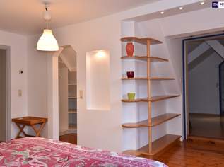 Zentraler geht es nicht - Stilvolle 4-Zimmer-Dachgeschosswohnung im Herzen der Grazer Altstadt!, 295000 €, Immobilien-Wohnungen in 8010 
