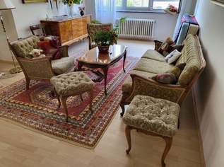 Antikes Wohnzimmer, komplette Küche, div. Möbelstücke