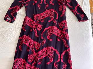 Kleid versace, 70 €, Kleidung & Schmuck-Damenkleidung in 1190 Döbling Kleid versace, 70 €, Kleidung & Schmuck-Damenkleidung in 1190 Döbling