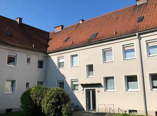 Auf der Suche nach der ersten eigenen und gut leistbaren Wohnung? Wir haben sie! Kompakt, praktisch, preiswert und sofort verfügbar!, 404.01 €, Immobilien-Wohnungen in 4400 Steyr Auf der Suche nach der ersten eigenen und gut leistbaren Wohnung? Wir haben sie! Kompakt, praktisch, preiswert und sofort verfügbar!, 404.01 €, Immobilien-Wohnungen in 4400 Steyr