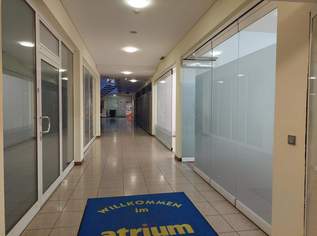 Zwei barrierefreie Geschäftslokale inkl. zwei Parkplätzen am Oberwarter Hauptplatz, 150000 €, Immobilien-Gewerbeobjekte in 7400 Oberwart