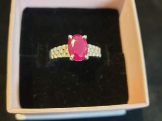 Klassischer Rubin-Ring mit 1,1ct aus 925 Silber