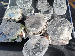 Bleikristall Konvolut mind. 10 Stück Schüsseln Schalen Gefäße, 30 €, Marktplatz-Antiquitäten, Sammlerobjekte & Kunst in 1220 Donaustadt