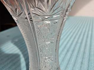 Bleikristallvase, 25 €, Marktplatz-Antiquitäten, Sammlerobjekte & Kunst in 7033 Gemeinde Pöttsching