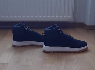 Stylishe Sneaker Winter Schuhe Winterschuhe Adidas Frozetic schwarz Größe 42 NEU + Etikett + Originalverpackung Stylishe Sneaker Winter Schuhe Winterschuhe Adidas Frozetic schwarz Größe 42 NEU + Etikett + Originalverpackung