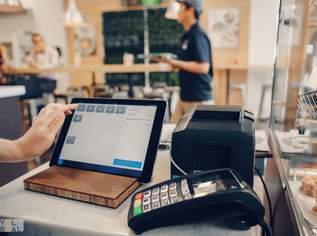 Top-Restaurant & Bar in Bestlage – komplett eingerichtet und sofort startklar, 4314 €, Immobilien-Gewerbeobjekte in 1090 Alsergrund