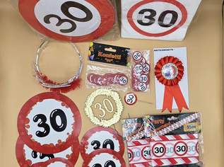 Party Dekoration 30 Verkehrsschild Design Komplettset für Geburtstag & Jubiläum, 22 €, Haus, Bau, Garten-Geschirr & Deko in 3200 Gemeinde Ober-Grafendorf