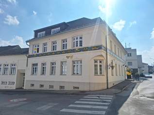 Bürofläche im 1. Obergeschoss eines Altbaugebäudes, 2072.41 €, Immobilien-Gewerbeobjekte in 7000 Eisenstadt