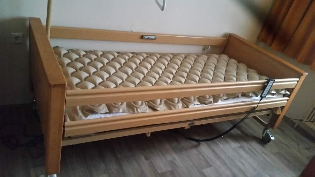Pflegebett Pflegebett