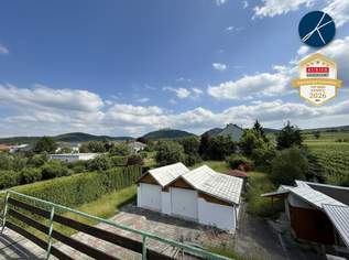 Wohnhaus auf großzügigem Bauland mit Blick auf Stift Göttweig, 595000 €, Immobilien-Häuser in 3511 Furth bei Göttweig